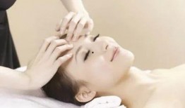 美容师祛斑爆料视频下载,揭秘斑点消失的秘密